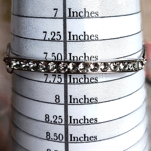 Silver Tone LOVE Sweetheart Clear Rhinestone Slide Bracelet Preloved - Picture 3 of 10